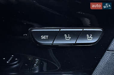 Внедорожник / Кроссовер Kia Niro 2018 в 