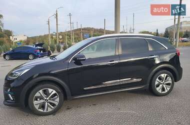 Позашляховик / Кросовер Kia Niro 2019 в 