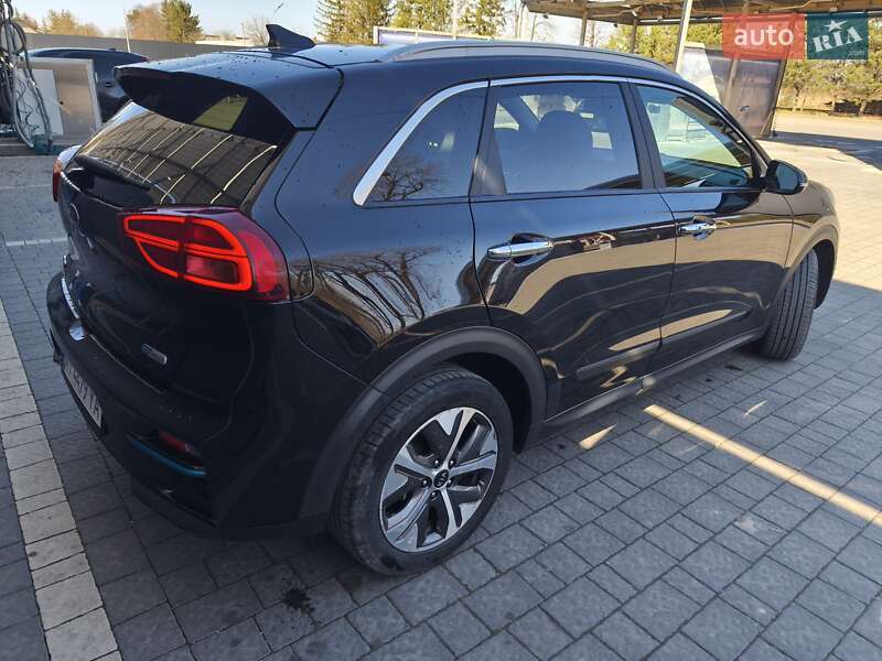 Позашляховик / Кросовер Kia Niro 2020 в Самборі