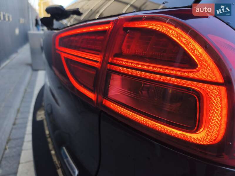 Позашляховик / Кросовер Kia Niro 2020 в Самборі