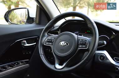 Внедорожник / Кроссовер Kia Niro 2021 в 