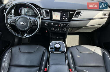 Позашляховик / Кросовер Kia Niro 2019 в 