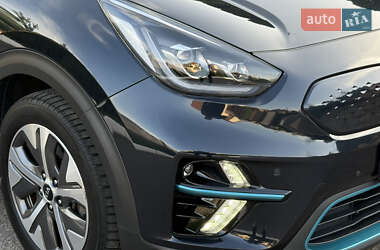 Внедорожник / Кроссовер Kia Niro 2021 в 