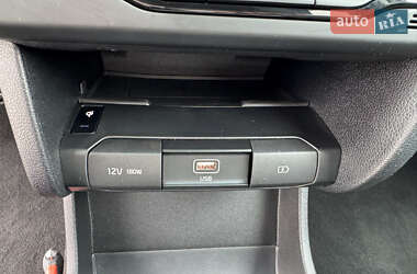 Внедорожник / Кроссовер Kia Niro 2020 в 