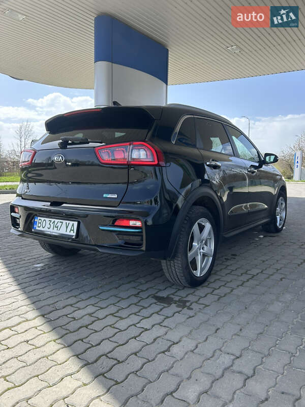 Внедорожник / Кроссовер Kia Niro 2019 в Подгайцах