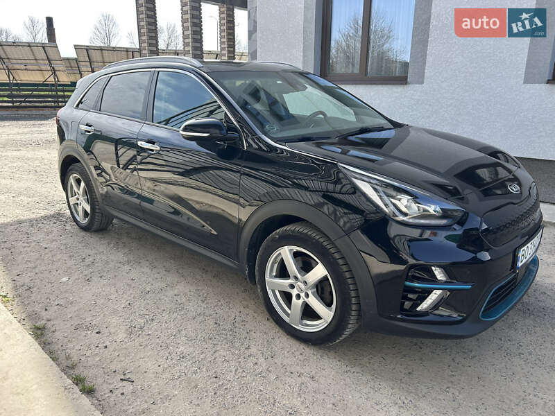 Внедорожник / Кроссовер Kia Niro 2019 в Подгайцах