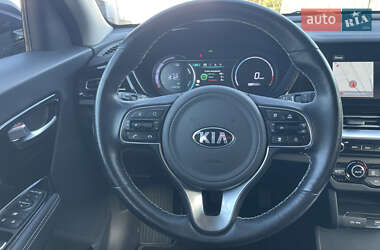 Внедорожник / Кроссовер Kia Niro 2020 в 