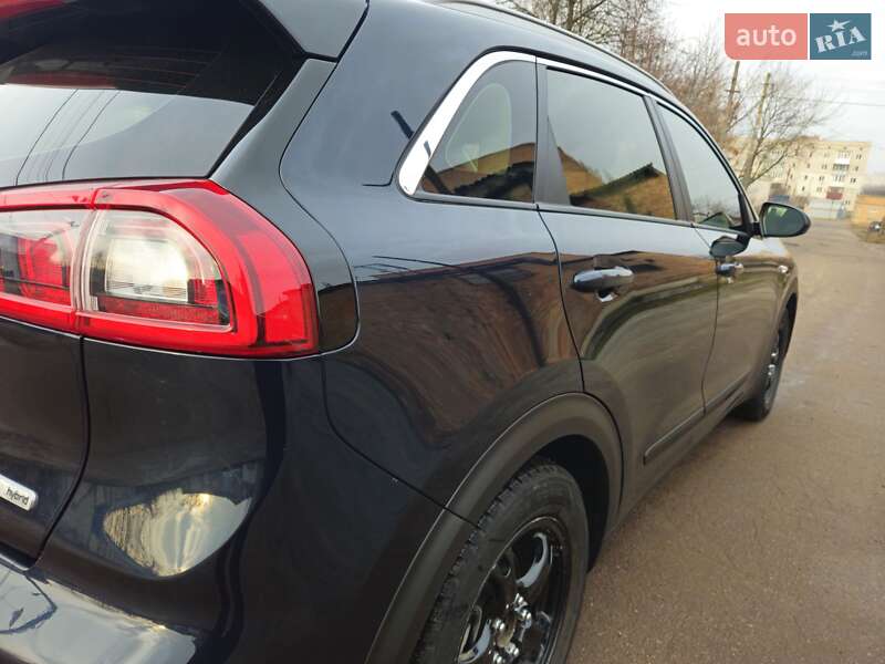 Позашляховик / Кросовер Kia Niro 2016 в Бердичеві