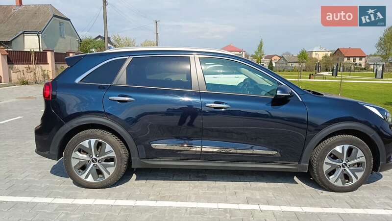 Позашляховик / Кросовер Kia Niro 2020 в Львові