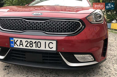 Внедорожник / Кроссовер Kia Niro 2017 в 