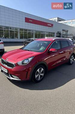 Внедорожник / Кроссовер Kia Niro 2017 в 