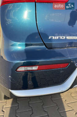 Внедорожник / Кроссовер Kia Niro 2017 в 