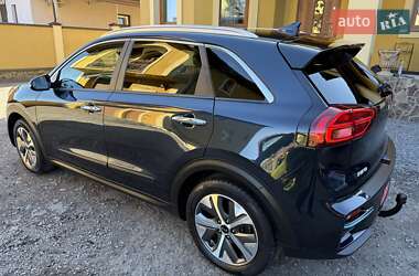 Позашляховик / Кросовер Kia Niro 2021 в 