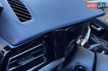Позашляховик / Кросовер Kia Niro 2021 в 