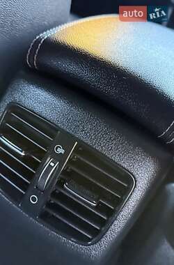 Позашляховик / Кросовер Kia Niro 2021 в 
