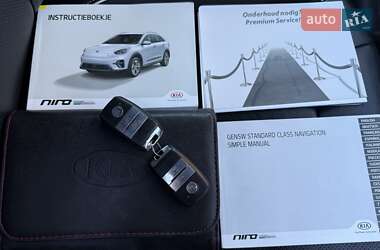 Позашляховик / Кросовер Kia Niro 2021 в 