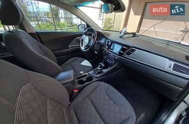 Внедорожник / Кроссовер Kia Niro 2017 в 