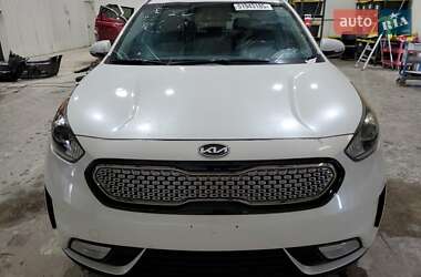 Внедорожник / Кроссовер Kia Niro 2017 в 