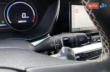 Внедорожник / Кроссовер Kia Niro 2021 в 