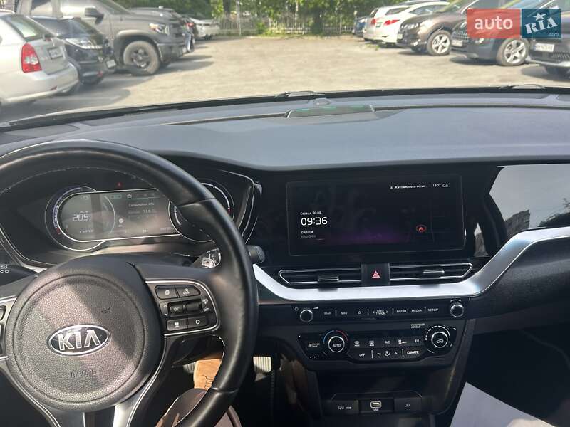 Внедорожник / Кроссовер Kia Niro 2020 в Житомире