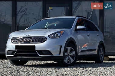 Внедорожник / Кроссовер Kia Niro 2018 в 