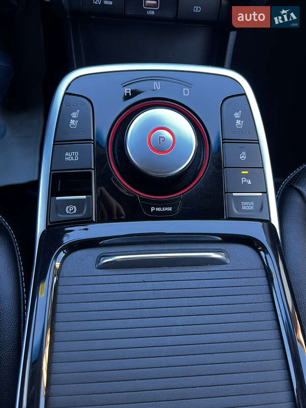 Позашляховик / Кросовер Kia Niro 2020 в Рівному