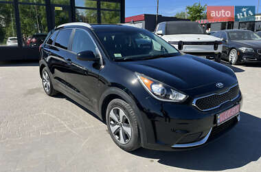 Внедорожник / Кроссовер Kia Niro 2016 в Львове