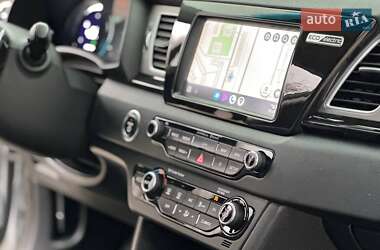 Позашляховик / Кросовер Kia Niro 2019 в 