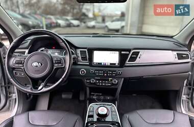 Позашляховик / Кросовер Kia Niro 2019 в 