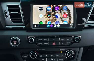 Позашляховик / Кросовер Kia Niro 2019 в 