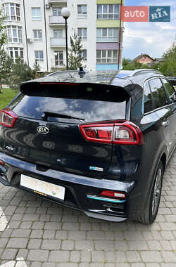 Позашляховик / Кросовер Kia Niro 2019 в 