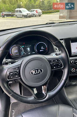 Позашляховик / Кросовер Kia Niro 2019 в 