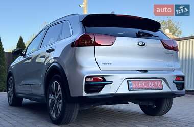 Позашляховик / Кросовер Kia Niro 2020 в 