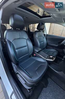 Позашляховик / Кросовер Kia Niro 2020 в 