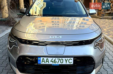 Позашляховик / Кросовер Kia Niro 2023 в Києві