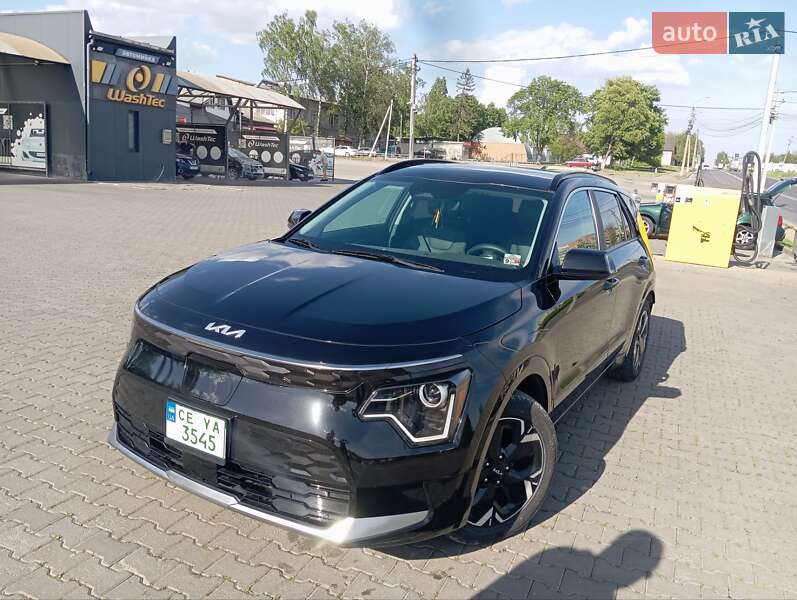 Позашляховик / Кросовер Kia Niro 2023 в 