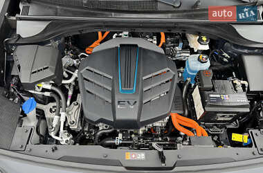 Позашляховик / Кросовер Kia Niro 2020 в 