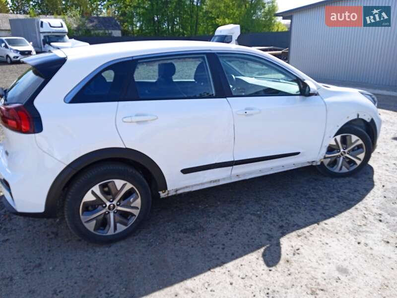 Позашляховик / Кросовер Kia Niro 2021 в Ковелі