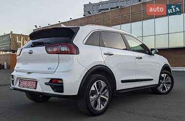 Позашляховик / Кросовер Kia Niro 2020 в 