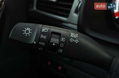 Позашляховик / Кросовер Kia Niro 2020 в 
