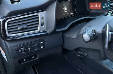 Внедорожник / Кроссовер Kia Niro 2019 в 