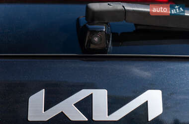 Позашляховик / Кросовер Kia Niro 2021 в 