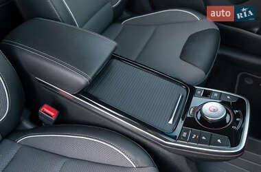 Позашляховик / Кросовер Kia Niro 2021 в 