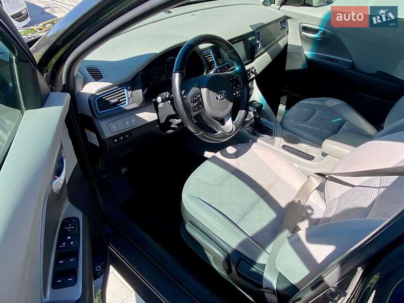 Позашляховик / Кросовер Kia Niro 2018 в Ужгороді