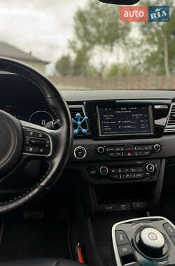 Внедорожник / Кроссовер Kia Niro 2019 в 