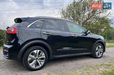 Позашляховик / Кросовер Kia Niro 2019 в 