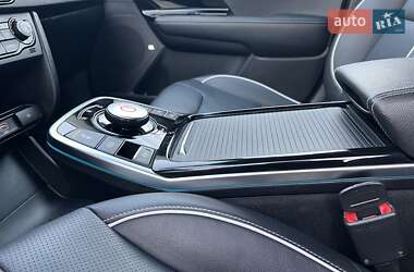 Позашляховик / Кросовер Kia Niro 2019 в 