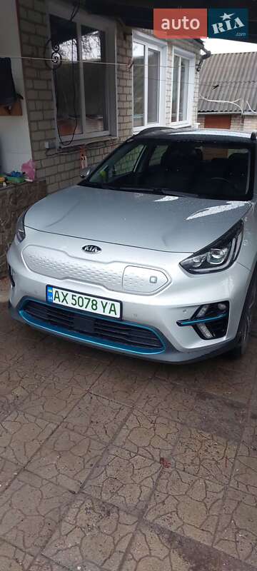 Внедорожник / Кроссовер Kia Niro 2020 в 
