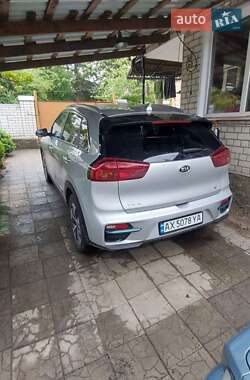 Внедорожник / Кроссовер Kia Niro 2020 в 