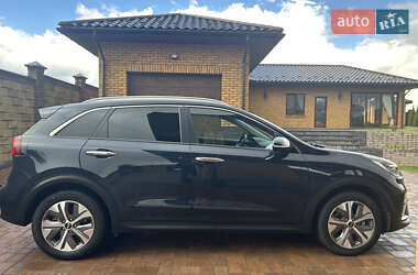 Внедорожник / Кроссовер Kia Niro 2020 в 